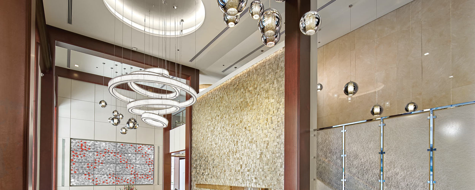 VISO CUSTOM CHANDELIER AND ULEE PENDANTS LIGHT UP 77 WEST WACKER